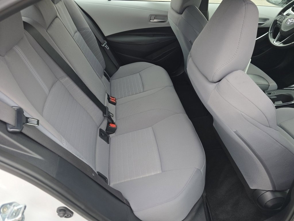 Used 2023 Toyota Corolla SE w/ Carpet Mat Package (TMS) image 9