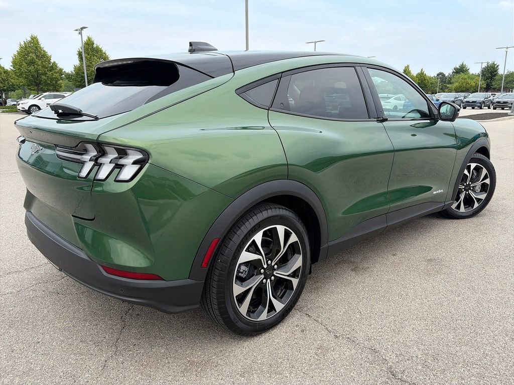 Used 2025 Ford Mustang Mach-E Select w/ Comfort Package Lite AWD/4WD image 7