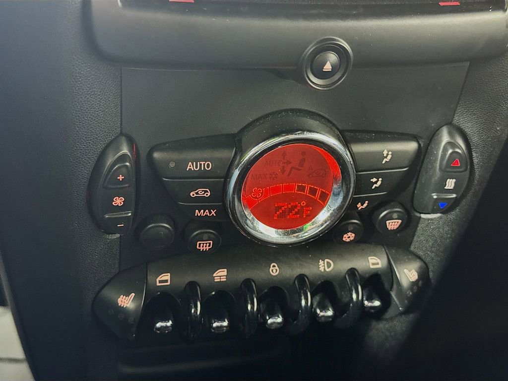 Used 2011 MINI Cooper S image 16