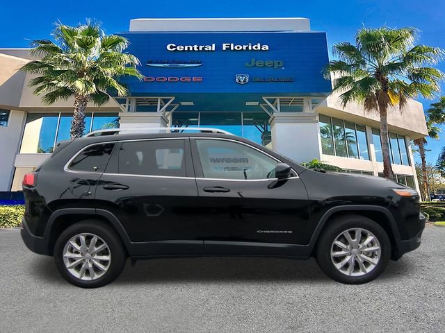 Used 2017 Jeep Cherokee Limited image 4