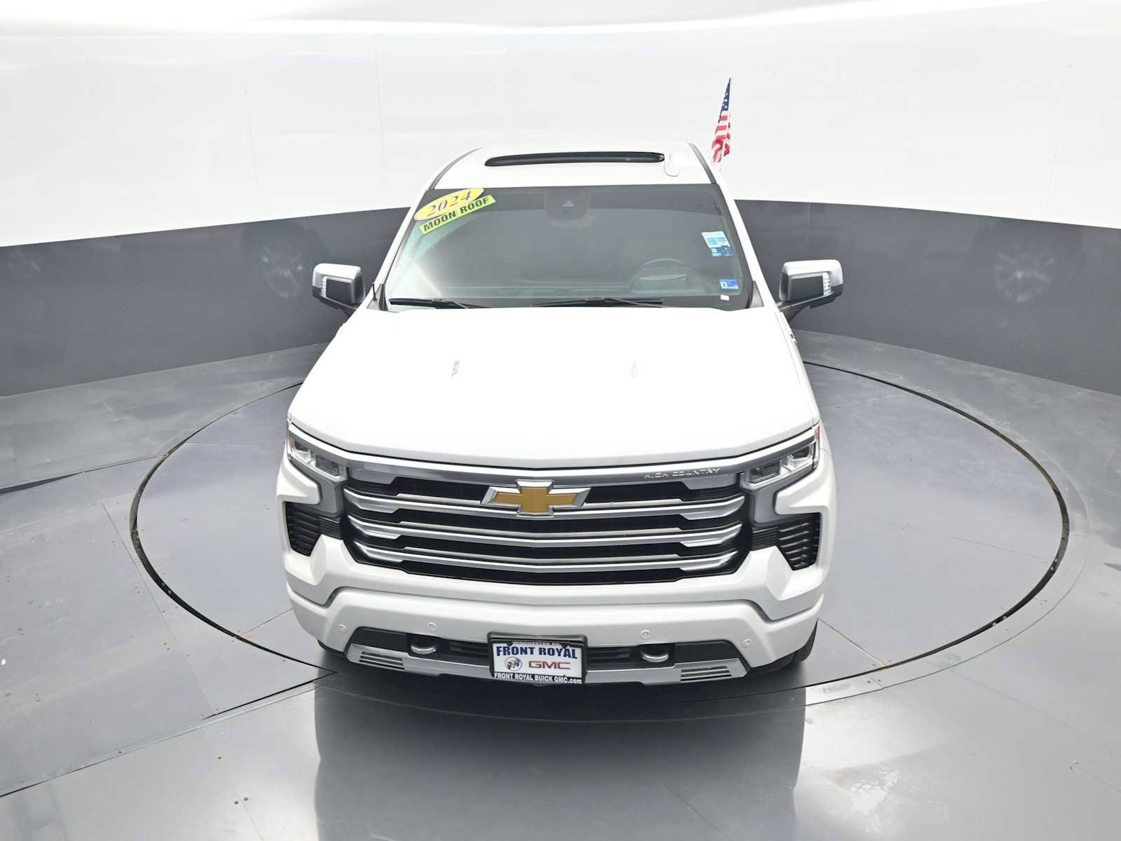Used 2024 Chevrolet Silverado 1500 High Country w/ High Country Premium Package AWD/4WD image 34