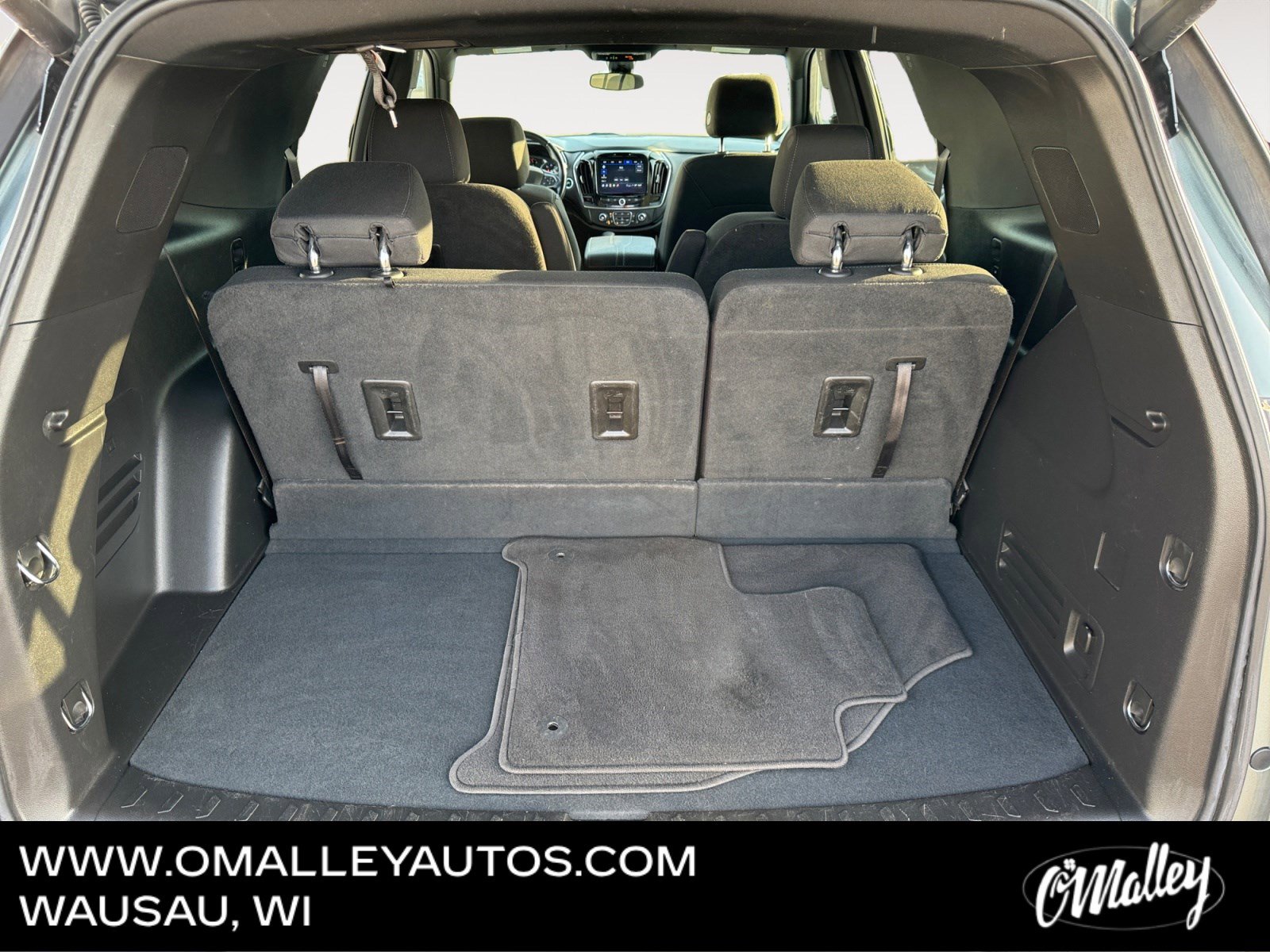 Used 2022 Chevrolet Traverse LT image 12