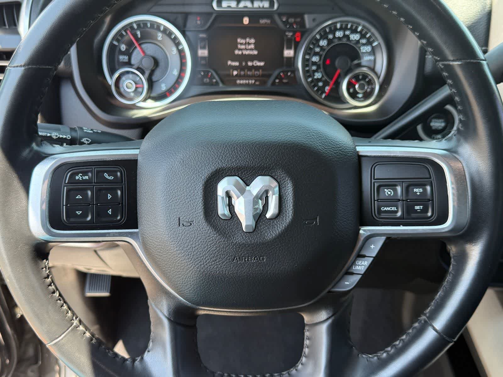 Used 2022 RAM 2500 Laramie AWD/4WD image 18
