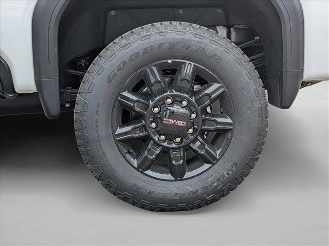 New 2026 GMC Sierra 2500 AT4 w/ AT4 Premium Plus Package AWD/4WD image 10