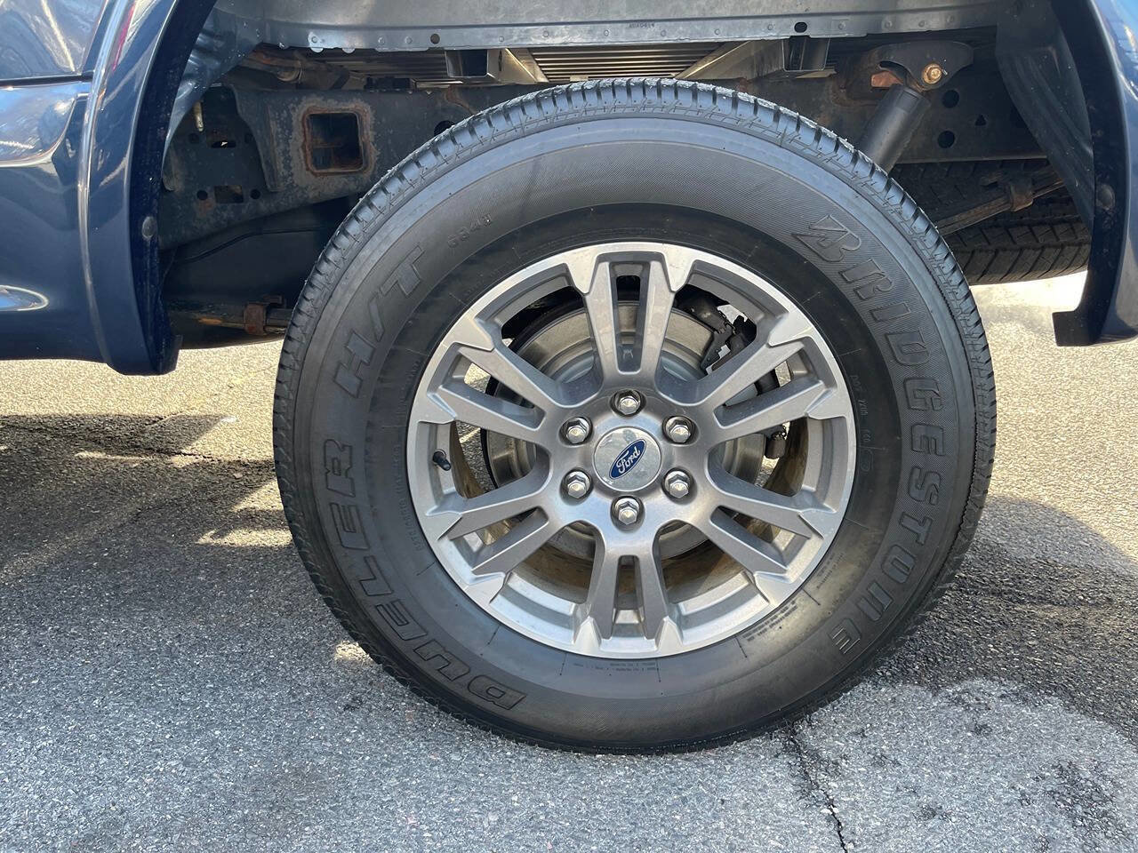 Used 2019 Ford F150 Lariat image 12