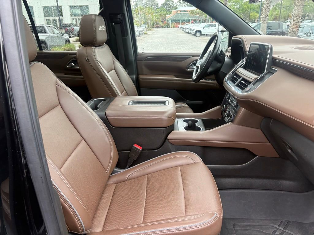 Used 2022 Chevrolet Tahoe High Country AWD/4WD image 19