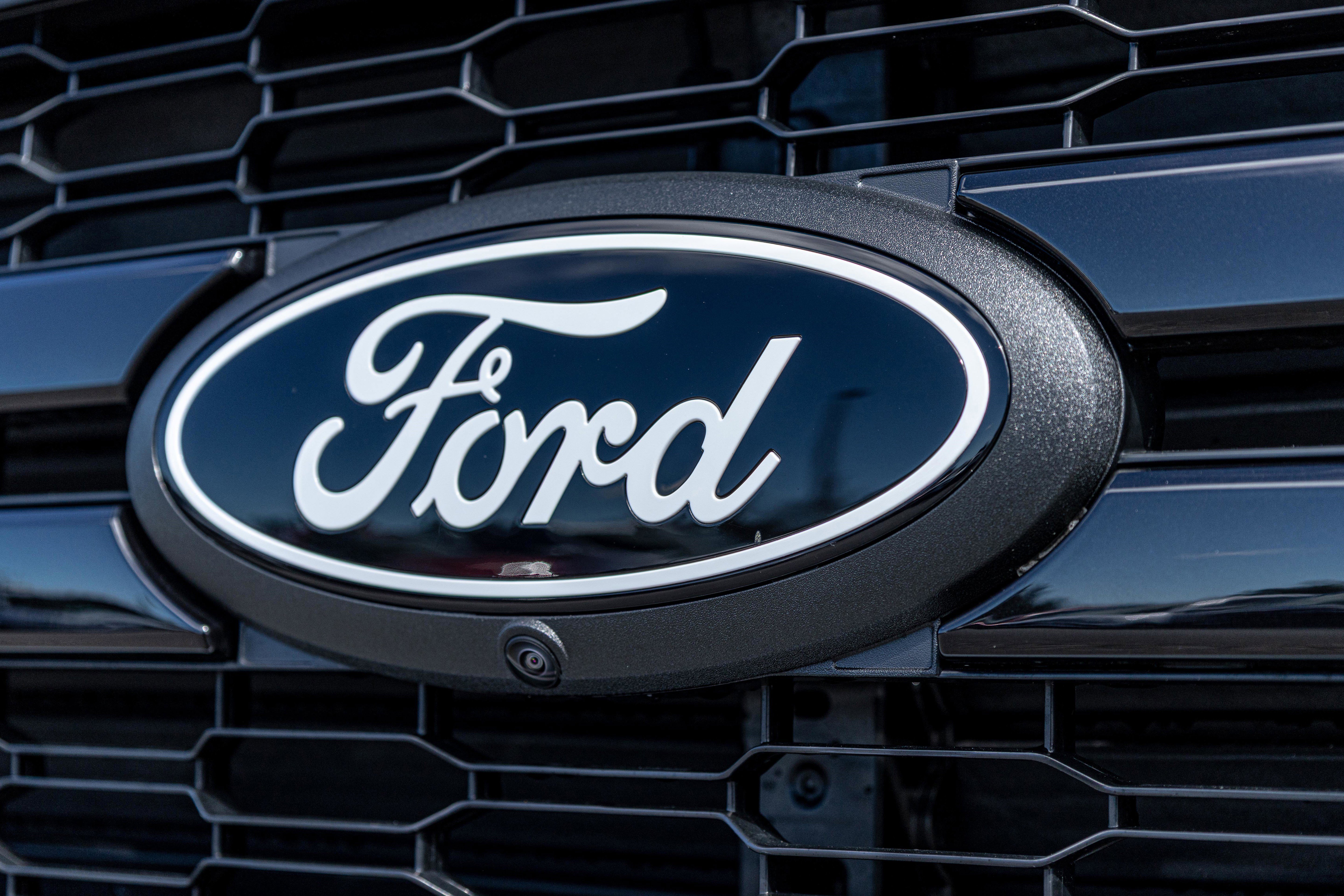 New 2025 Ford F150 Lariat w/ Equipment Group 502A High AWD/4WD image 26