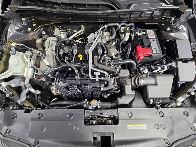 Used 2024 Nissan Altima 2.5 SV FWD image 13