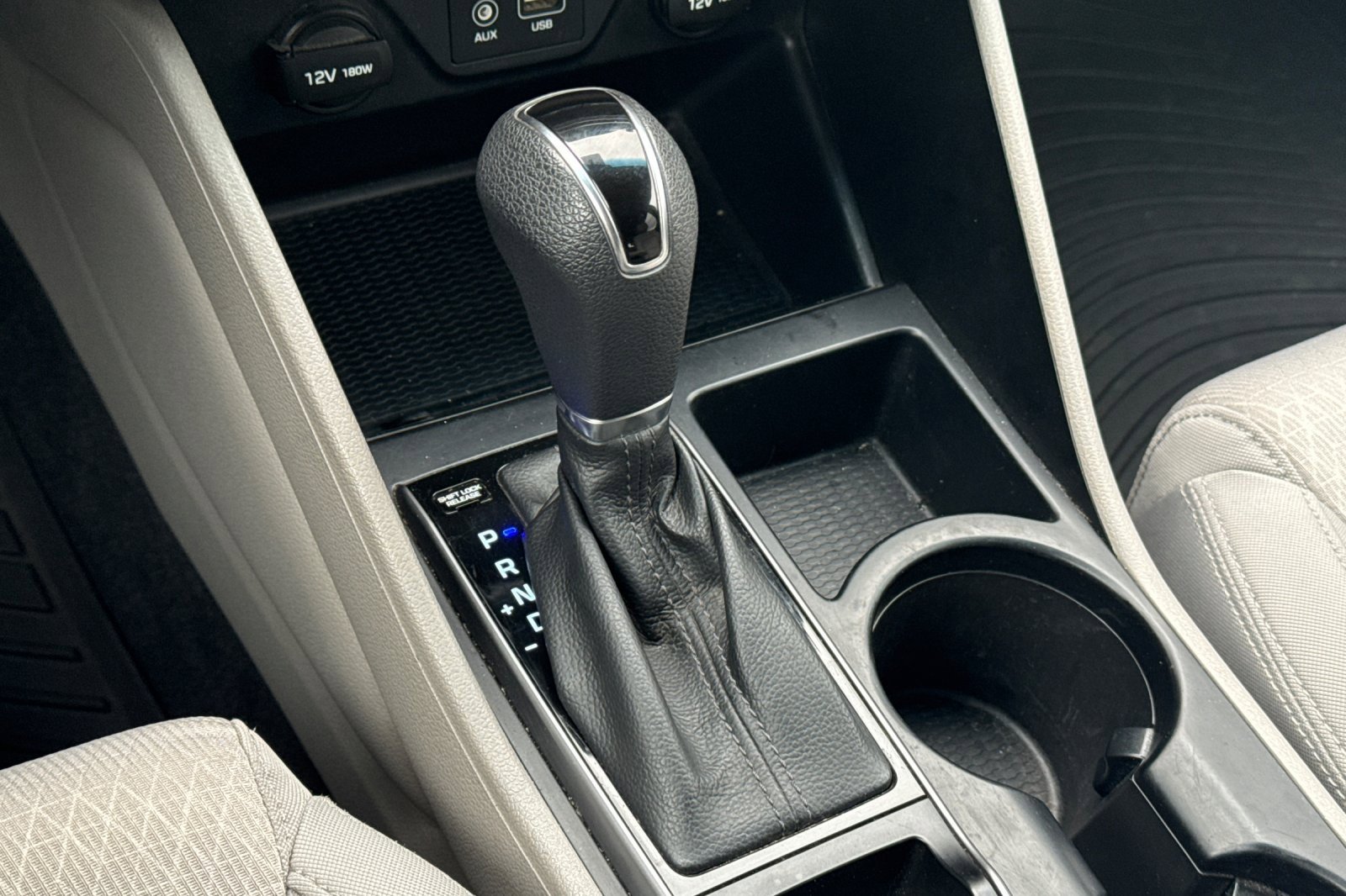 Used 2017 Hyundai Tucson SE image 34