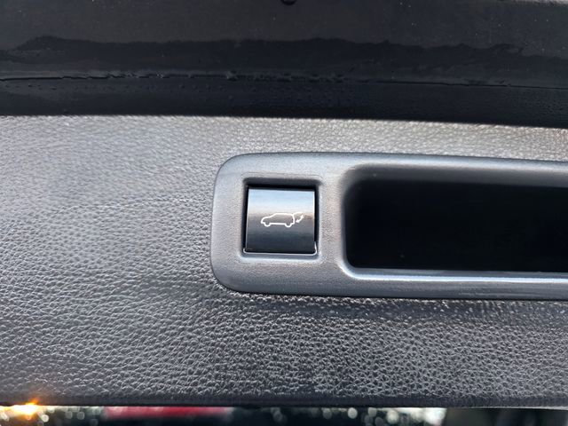 Used 2023 Toyota Highlander XLE image 11