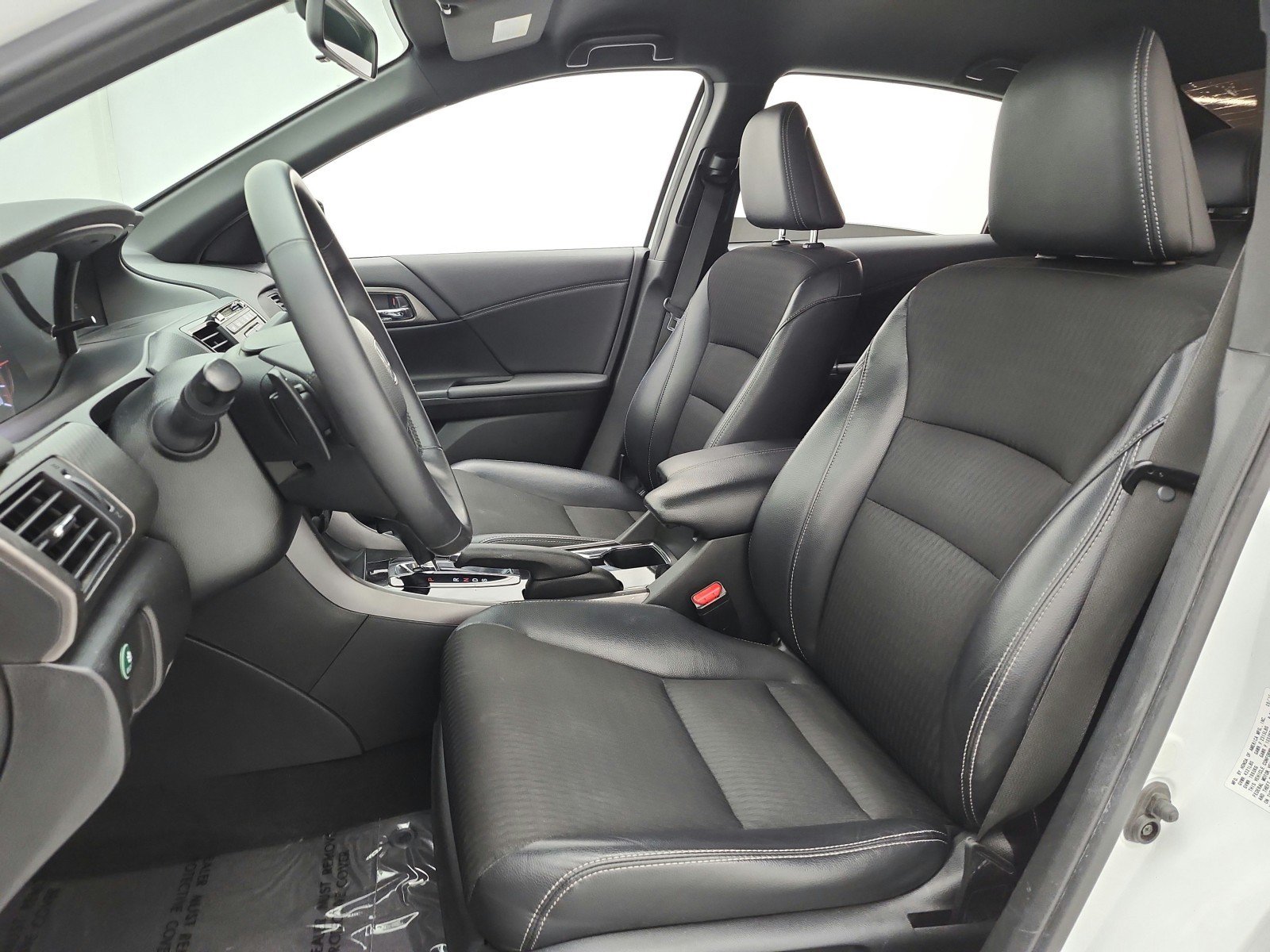 Used 2016 Honda Accord Sport image 13