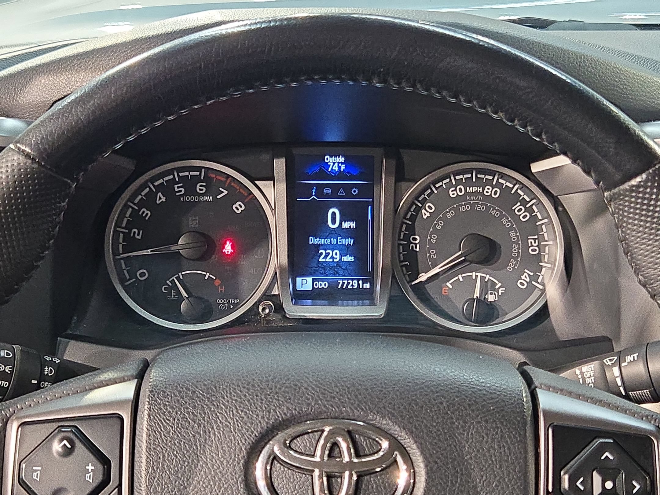 Used 2023 Toyota Tacoma SR5 RWD image 15