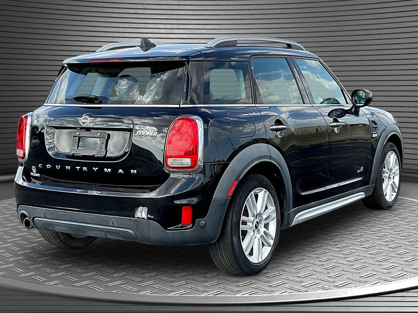 Used 2020 MINI Cooper Countryman ALL4 AWD/4WD image 7