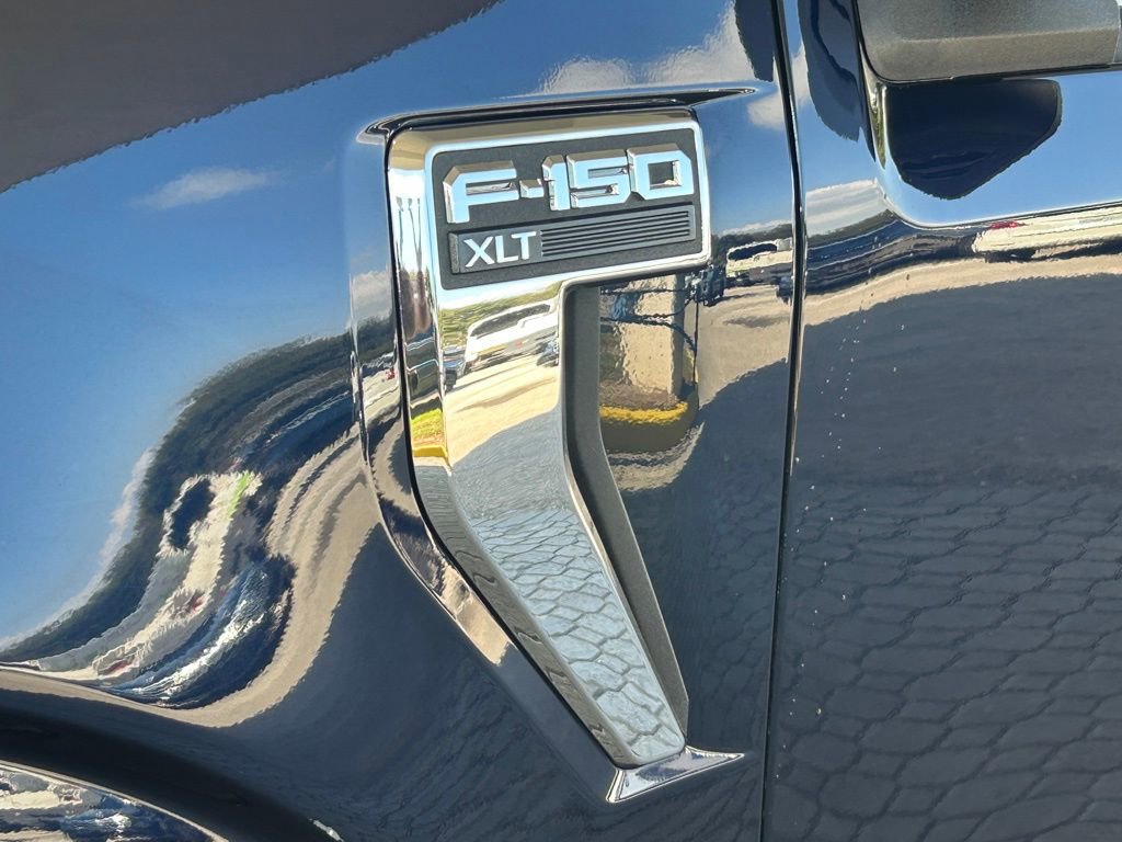 Used 2022 Ford F150 XLT w/ Equipment Group 302A High image 17