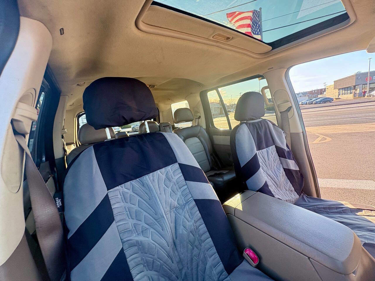 Used 2003 Ford Explorer Eddie Bauer image 27