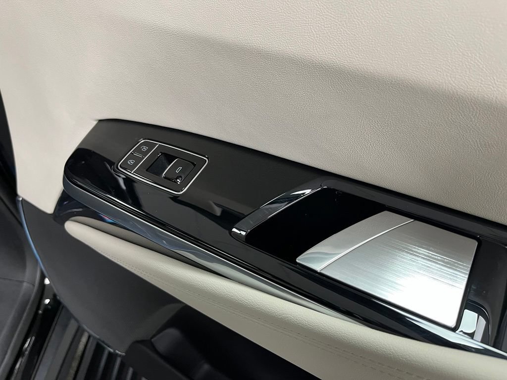 Used 2026 Cadillac Escalade Sport AWD/4WD image 53