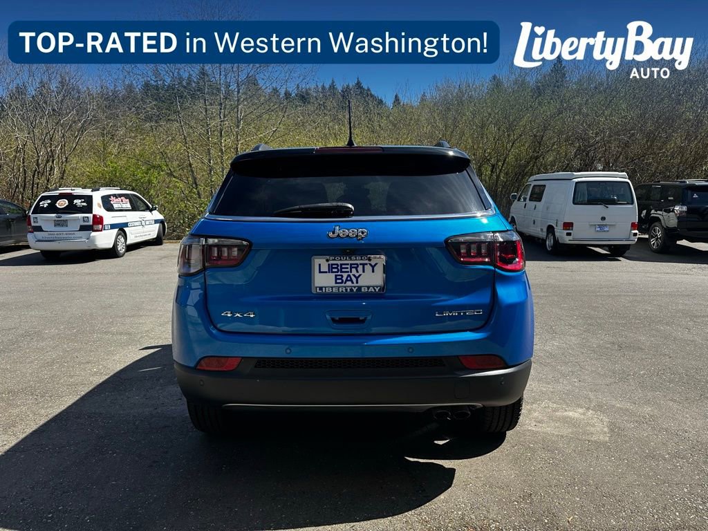 Used 2022 Jeep Compass Limited AWD/4WD image 11