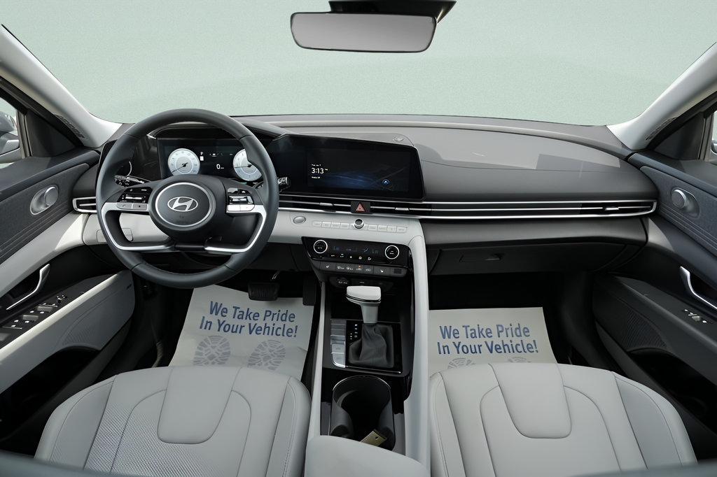 Certified 2026 Hyundai Elantra Limited FWD image 16
