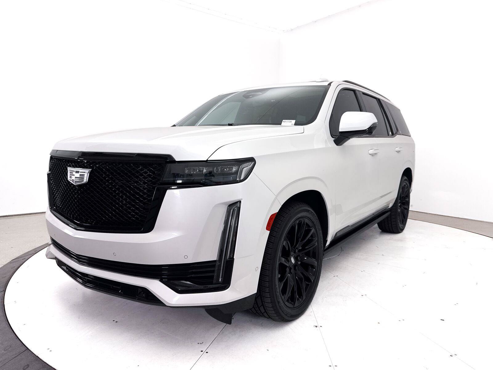 Used 2022 Cadillac Escalade Sport Platinum w/ LPO, ONYX Package AWD/4WD image 19