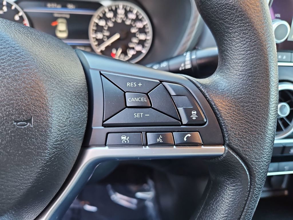 Used 2024 Nissan Sentra SV image 12