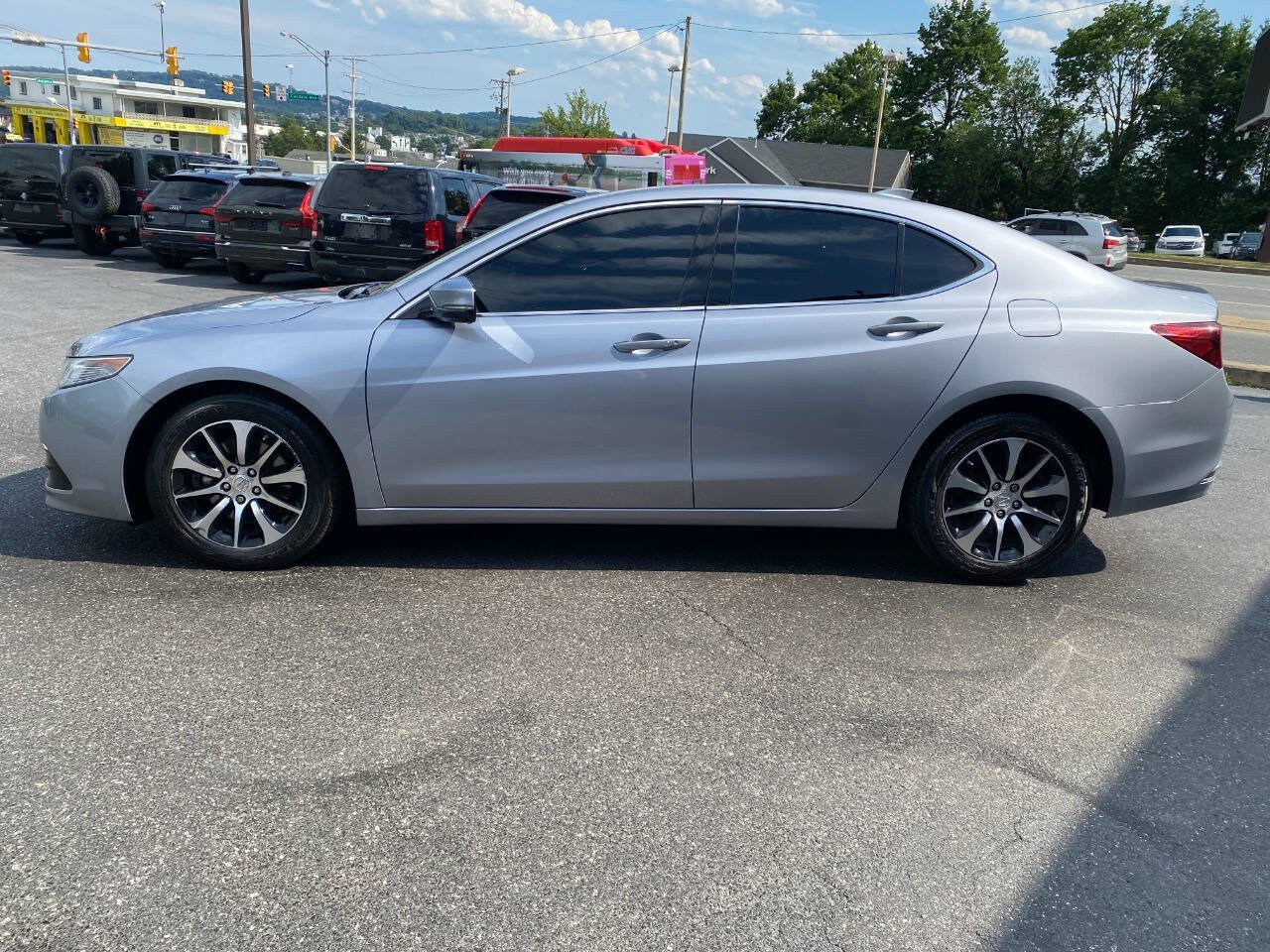 Used 2015 Acura TLX w/ Technology Package FWD image 6