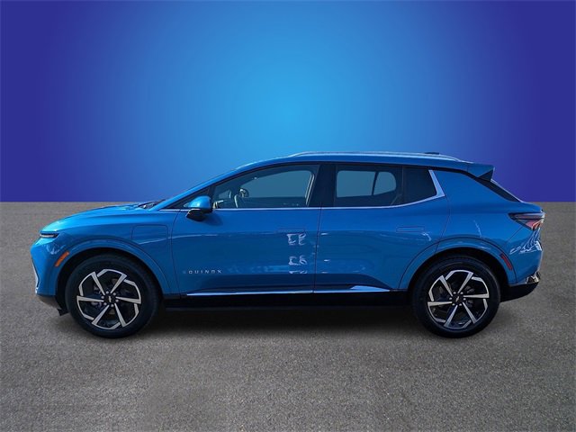 Used 2025 Chevrolet Equinox EV LT w/ Convenience Package image 2