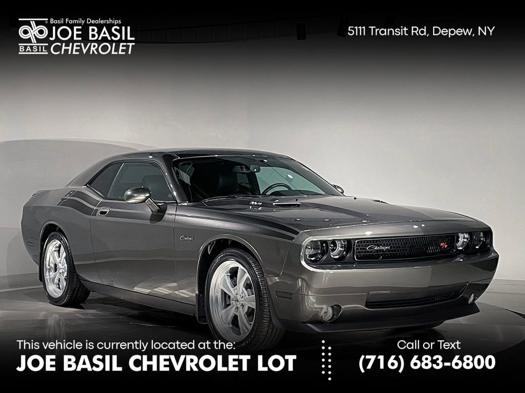 Used 2009 Dodge Challenger R/T RWD image 1