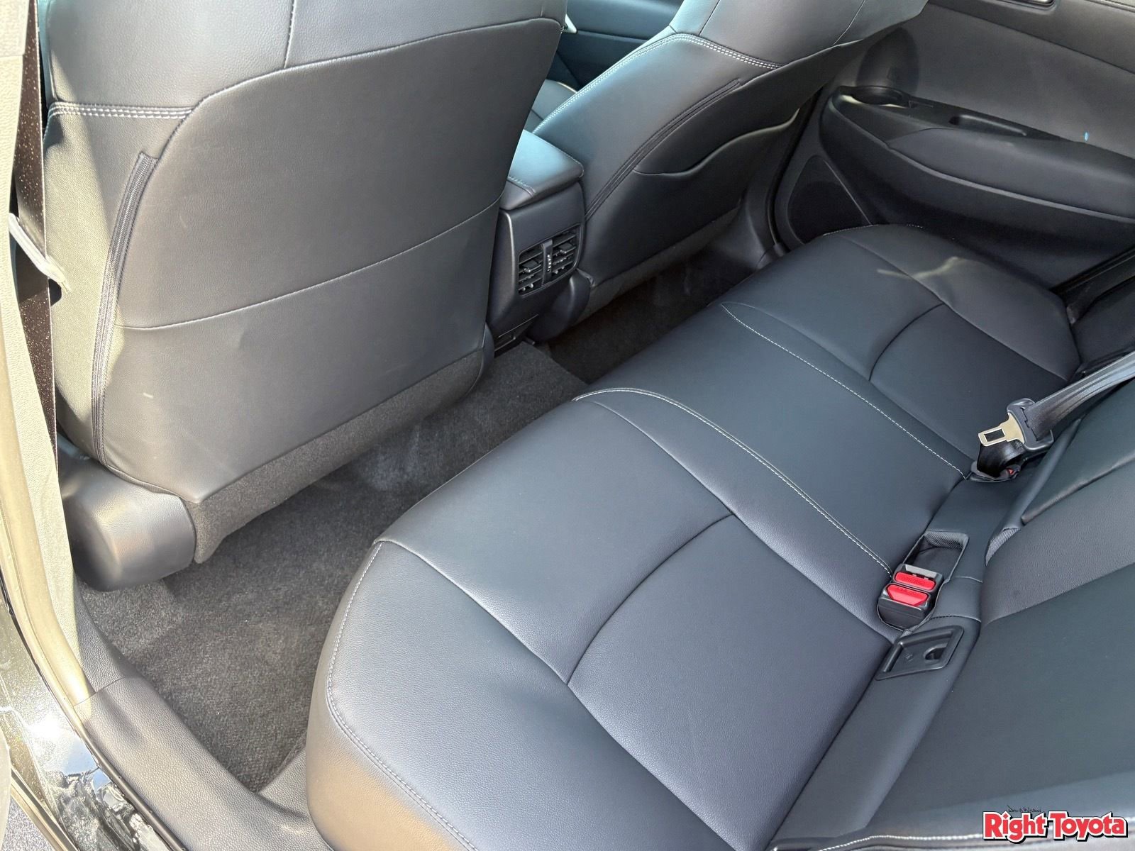New 2026 Toyota Corolla Cross XLE AWD/4WD image 17