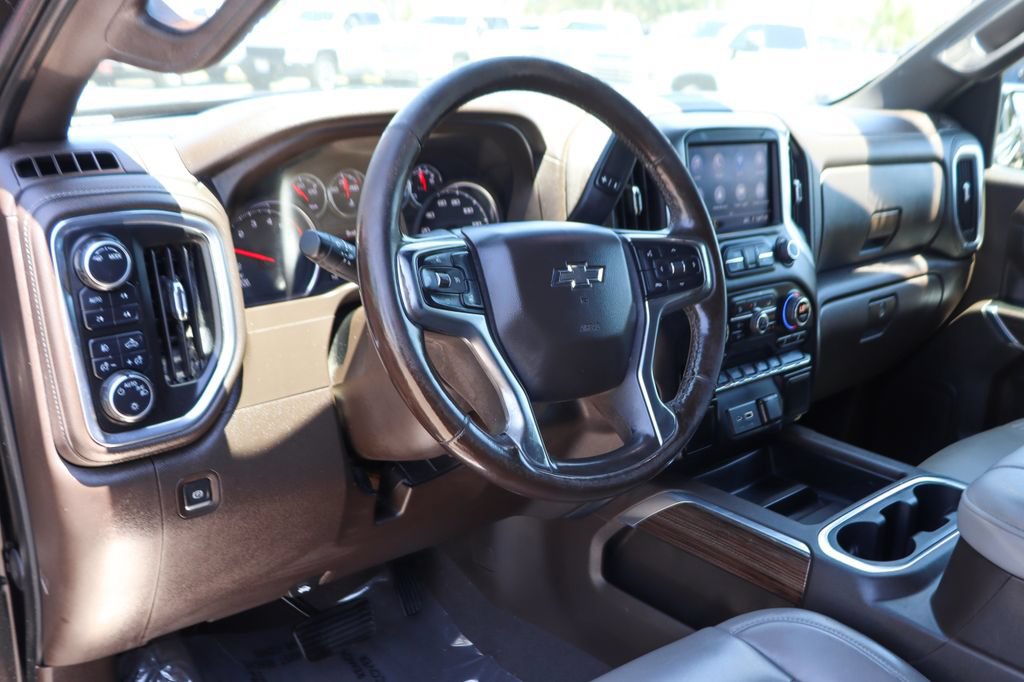 Used 2021 Chevrolet Silverado 1500 RST w/ Z71 Off-Road Package AWD/4WD image 17