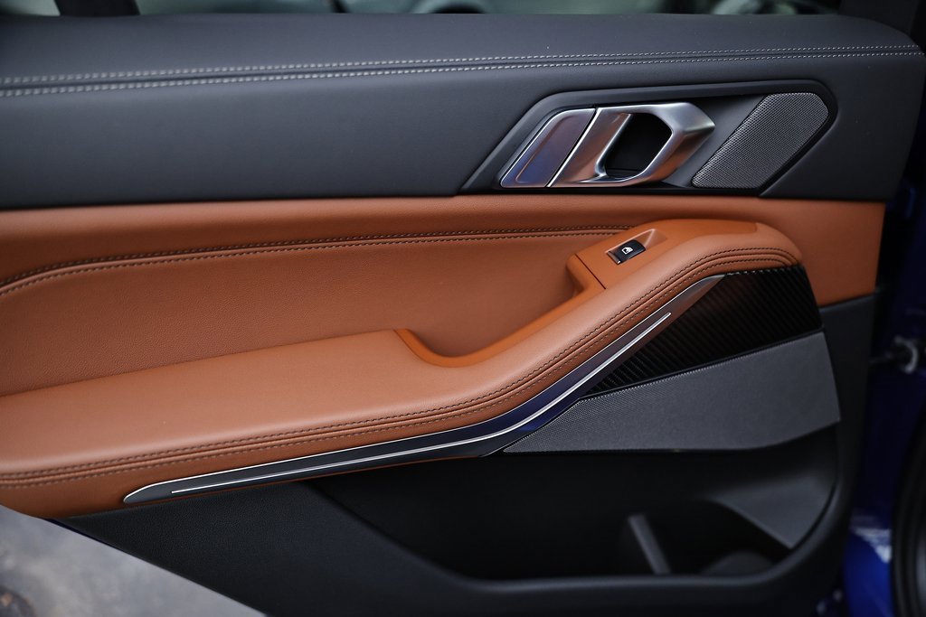 New 2026 BMW X5 M60i w/ Climate Comfort Package image 24