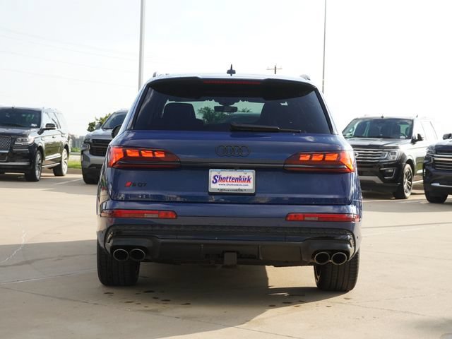 Used 2025 Audi SQ7 Prestige AWD/4WD image 8