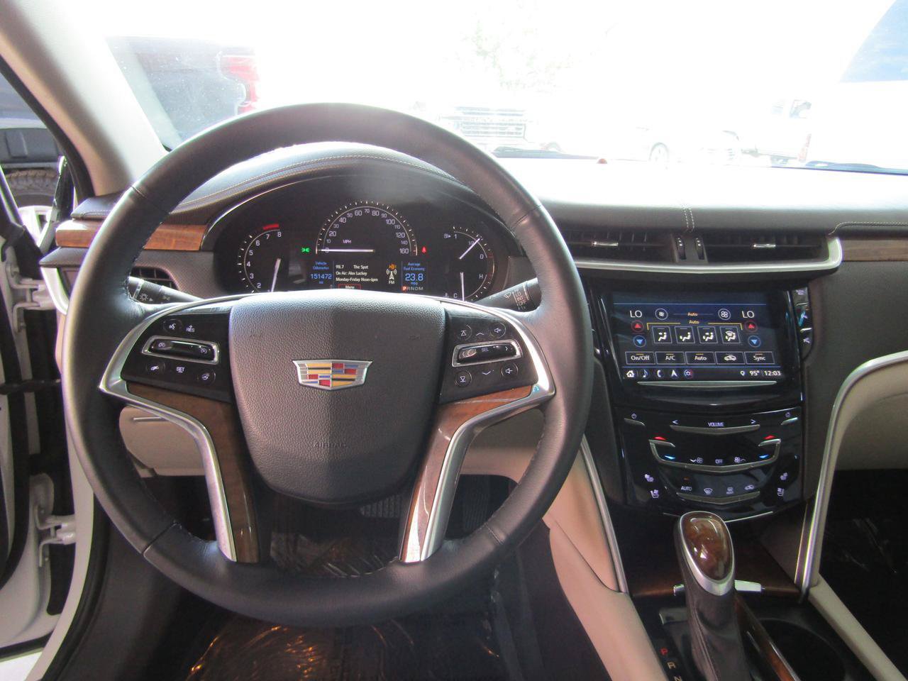 Used 2018 Cadillac XTS Luxury FWD image 15