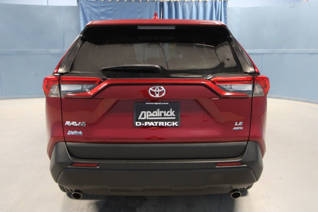 Used 2022 Toyota RAV4 LE image 25