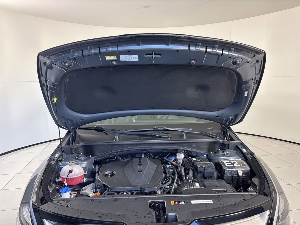 Used 2023 Kia Sportage EX image 11