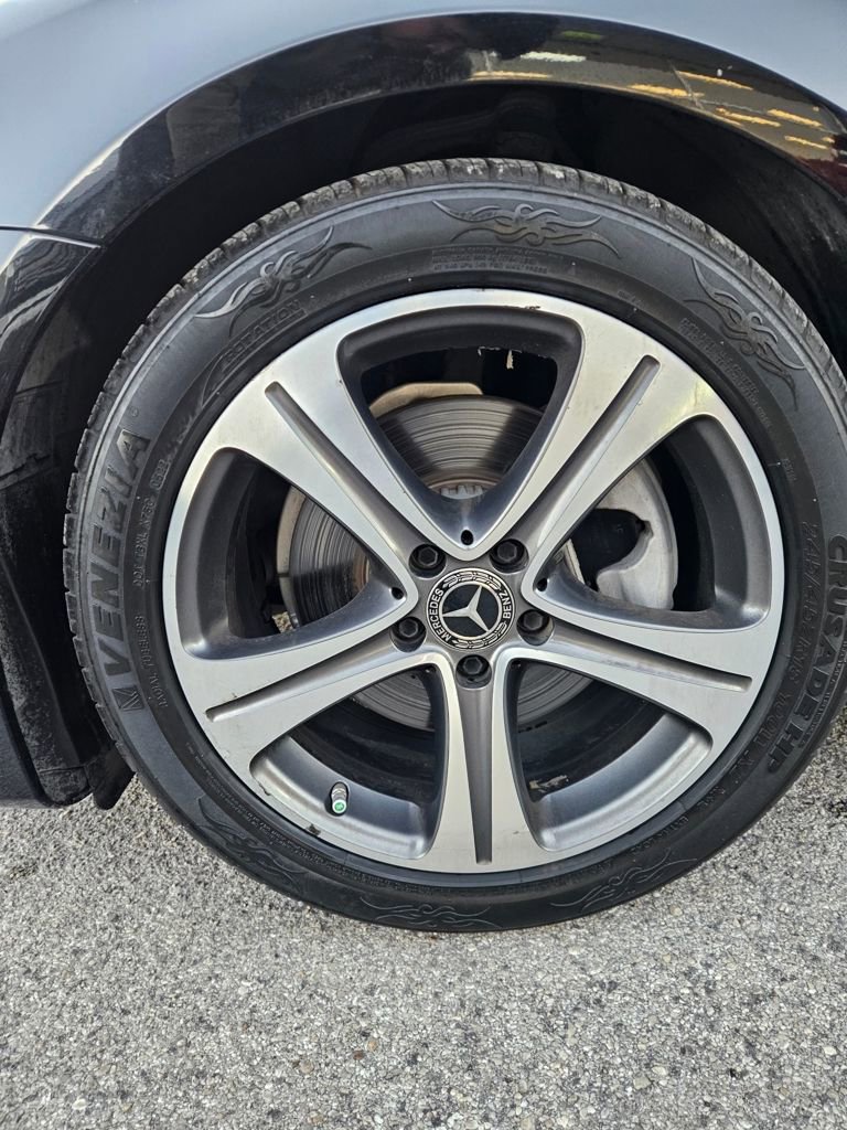 Used 2019 Mercedes-Benz E 300 image 9