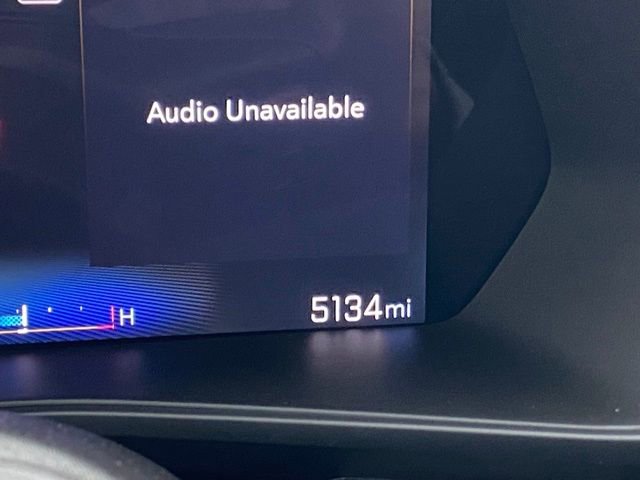 Used 2025 Chevrolet Colorado Trail Boss w/ Midnight Edition image 17