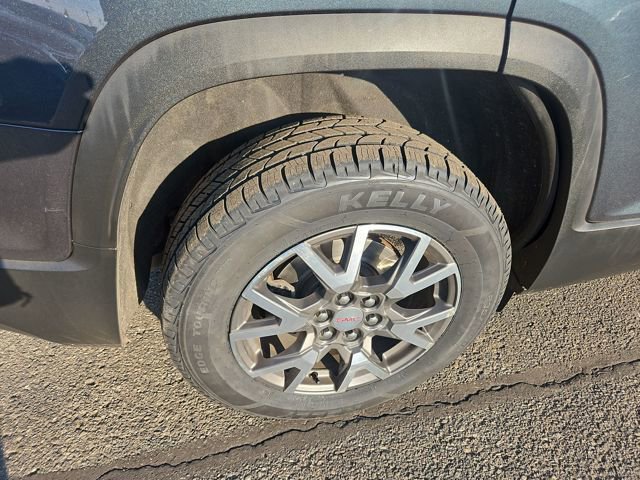 Used 2020 GMC Acadia SLE w/ Driver Convenience Package image 19