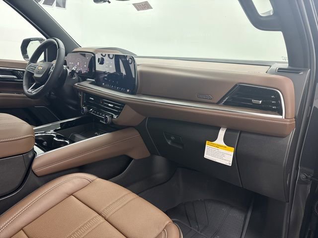 New 2026 Chevrolet Suburban High Country image 35