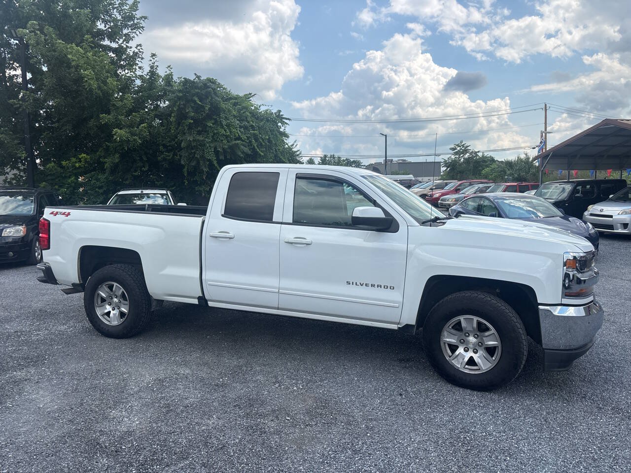 Used 2019 Chevrolet Silverado 1500 LT AWD/4WD image 5