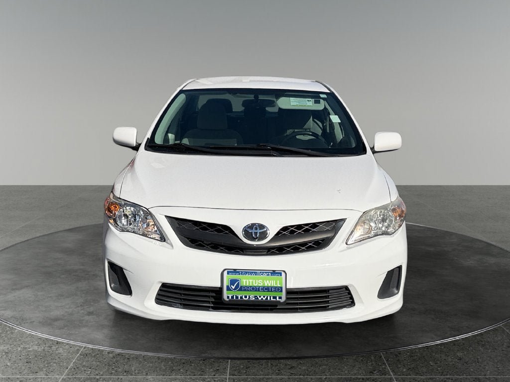 Used 2011 Toyota Corolla LE FWD image 2