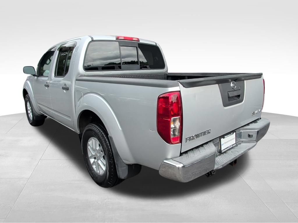 Used 2014 Nissan Frontier SV AWD/4WD image 3