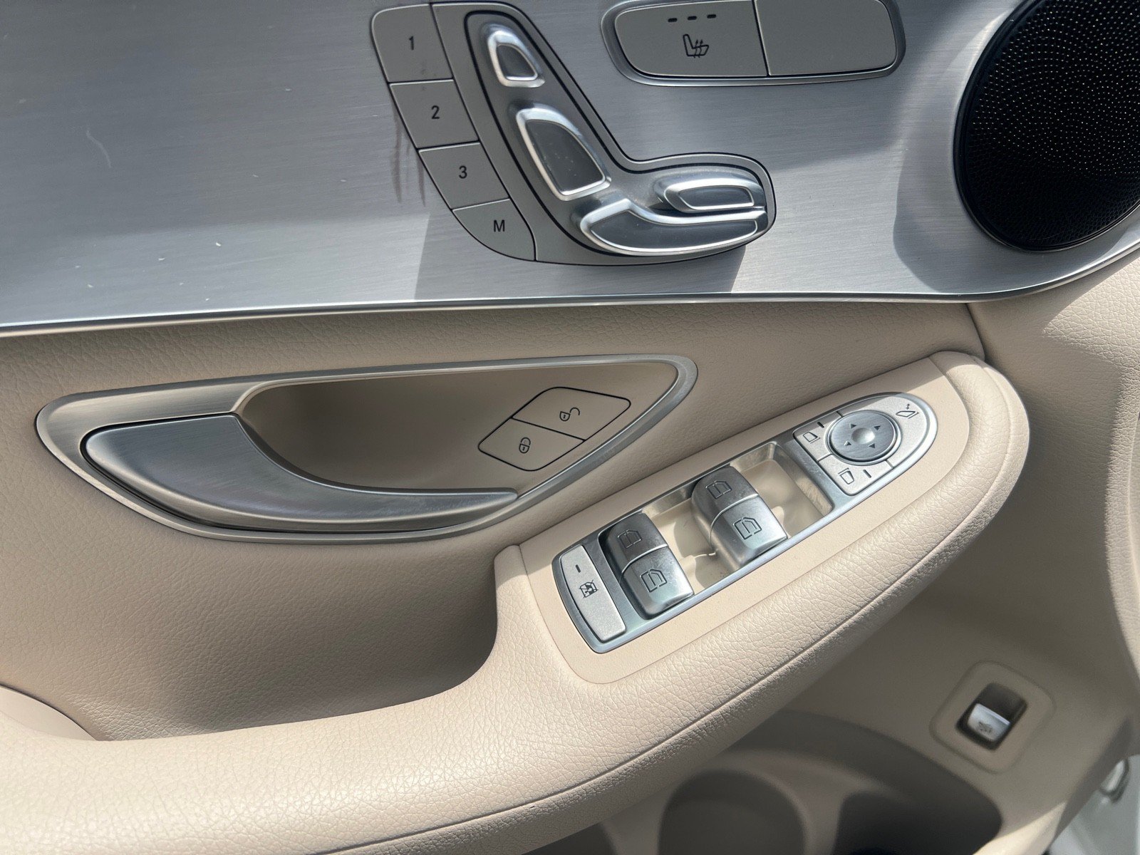 Certified 2022 Mercedes-Benz GLC 300 image 14
