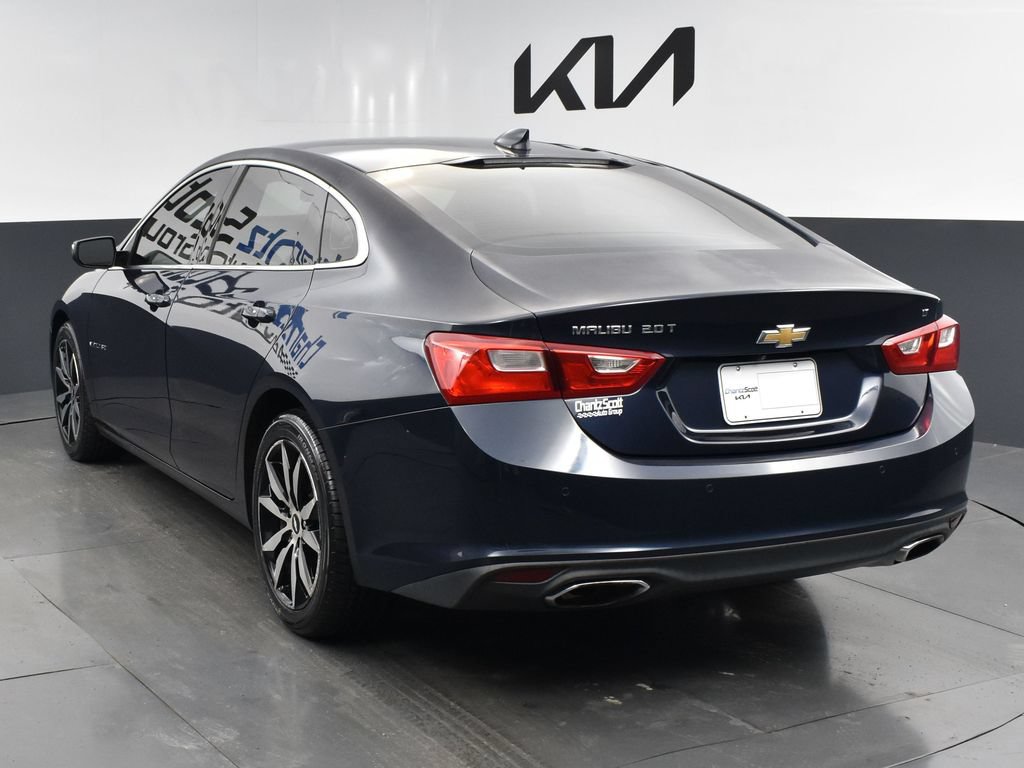 Used 2016 Chevrolet Malibu LT FWD image 4