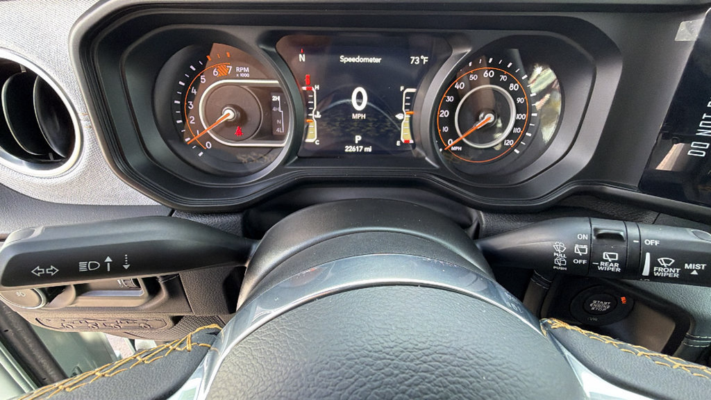 Used 2024 Jeep Wrangler Unlimited Sahara AWD/4WD image 21