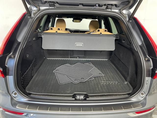 Used 2020 Volvo XC60 T5 Inscription w/ Protection Package Premier AWD/4WD image 20