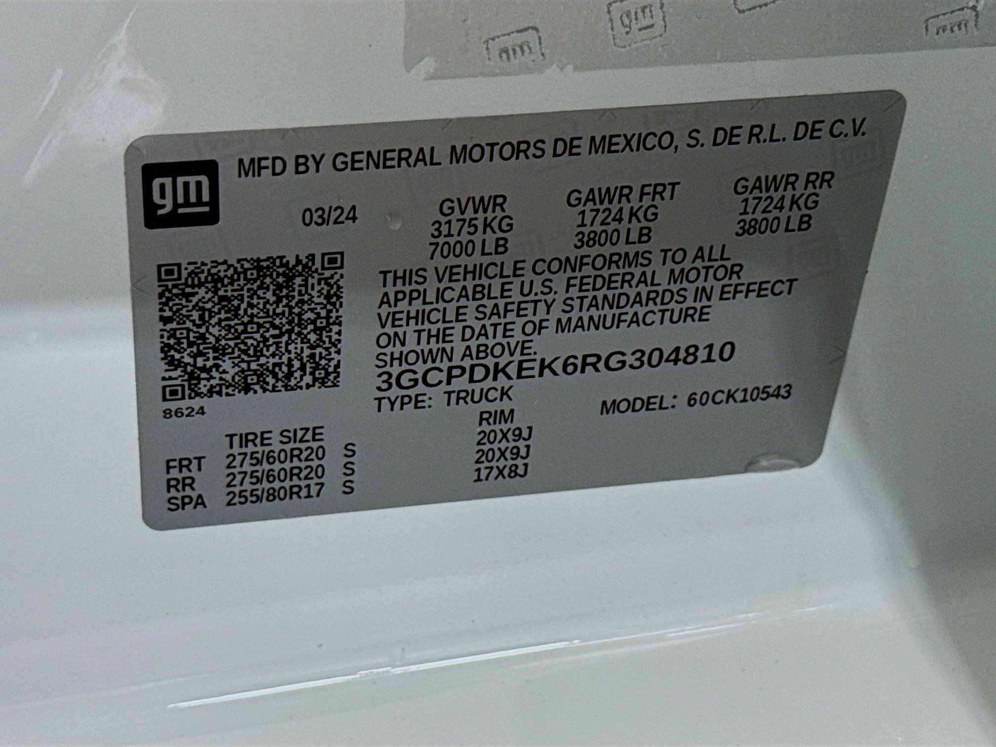Used 2024 Chevrolet Silverado 1500 LT AWD/4WD image 39