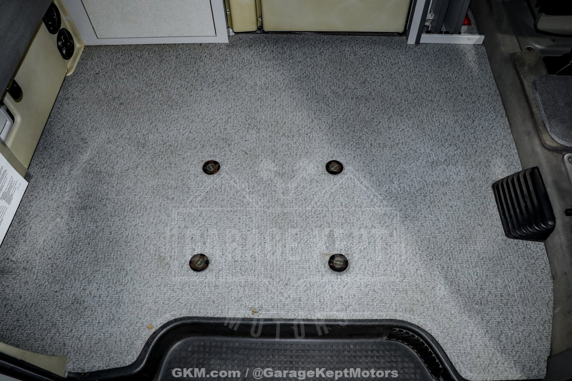 Used 2003 Volkswagen Eurovan MV image 86