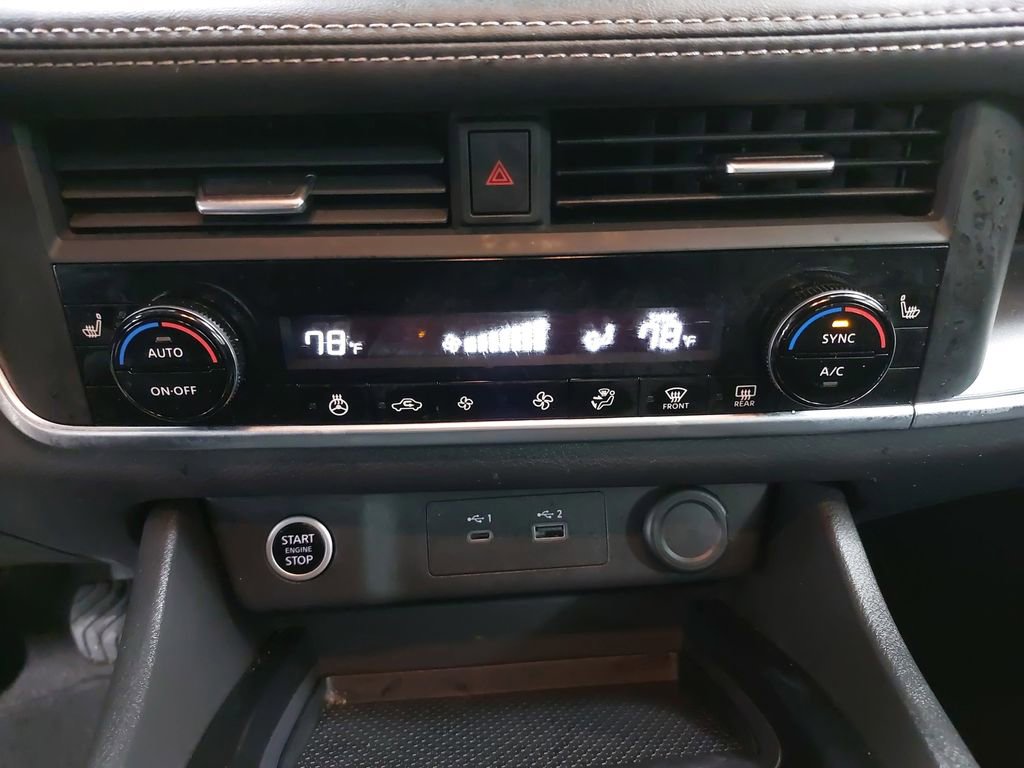 Used 2023 Nissan Rogue SV w/ SV Premium B Package image 21