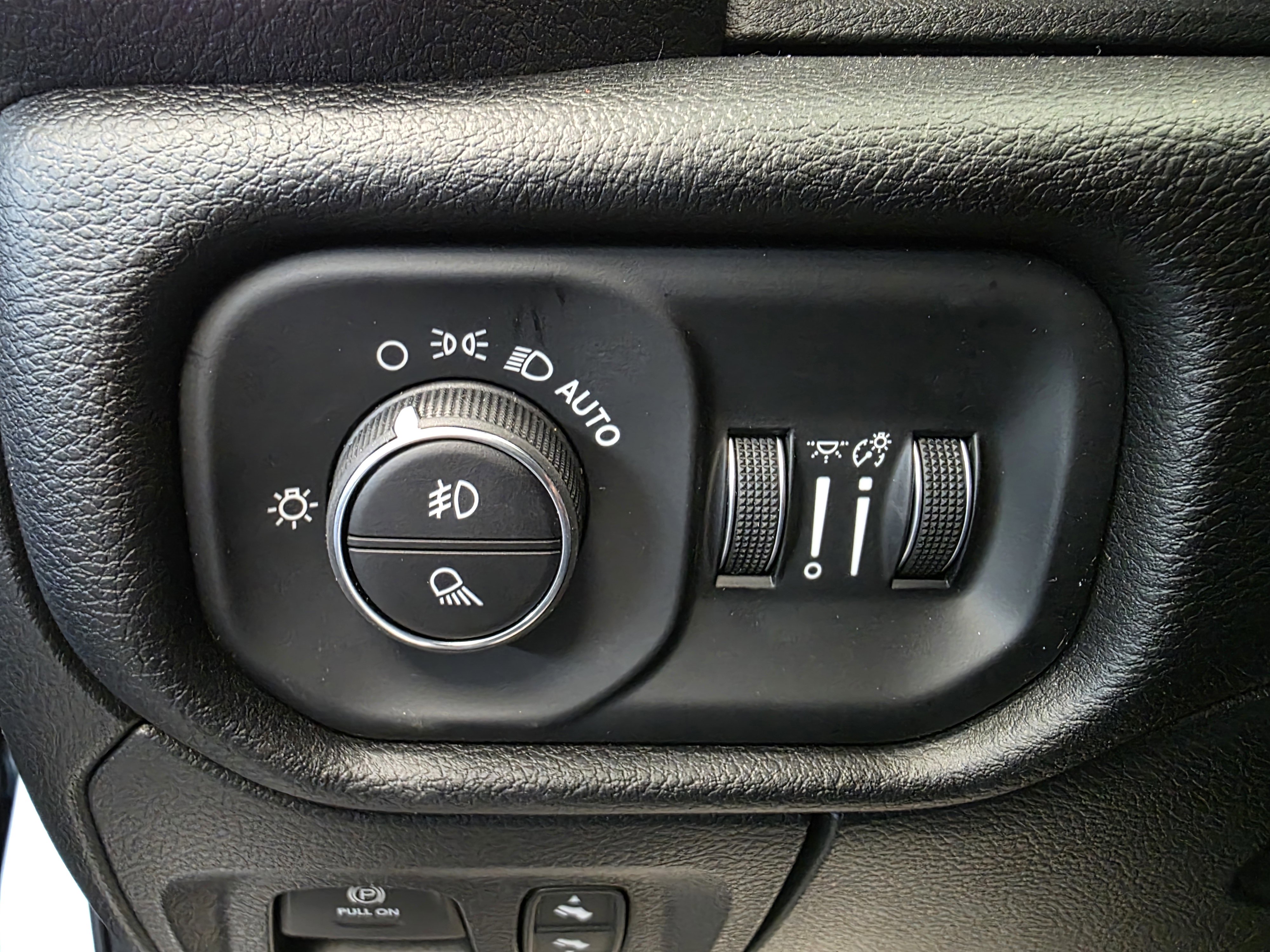 New 2026 RAM 1500 Big Horn AWD/4WD image 11