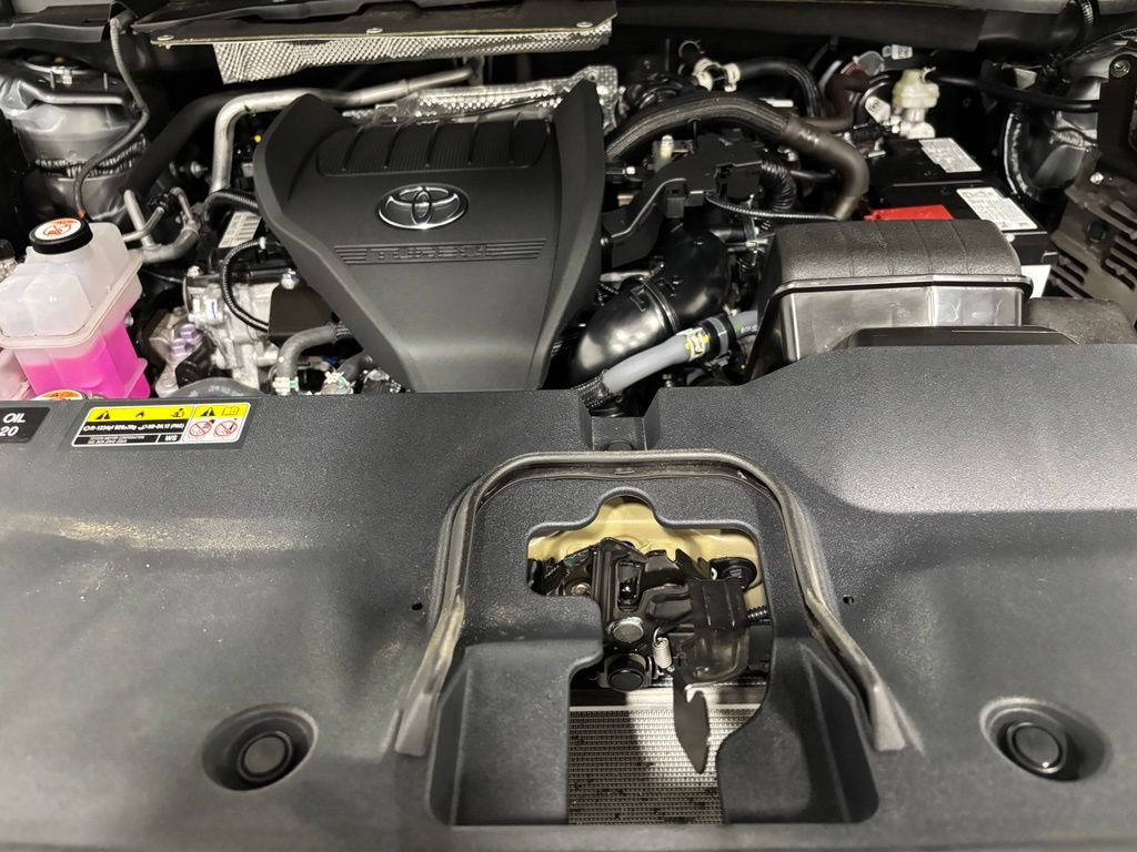 Used 2026 Toyota Grand Highlander AWD image 73
